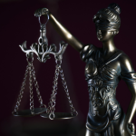 O Tribunal determinou que o Instagram forneça dados de perfil falso usado em extorsão, destaca Dr. Jonatas Lucena.