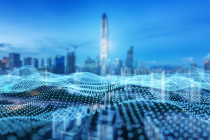 Matheus Vinicius Voigt mostra como a iluminação pública inteligente é pilar da modernização urbana no Brasil.