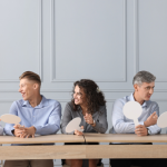 Montar um comitê de inovação na escola é criar um ambiente contínuo de criatividade, protagonismo estudantil e novas soluções — com a visão de Sérgio Bento De Araújo integrada ao tema.