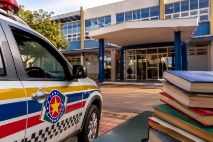 DIREITO DOS PAIS: ACIONADA POR RESPONSÁVEL, POLÍCIA MILITAR INTERVÉM CONTRA IMPOSIÇÃO PEDAGÓGICA COERCITIVA EM ESCOLA